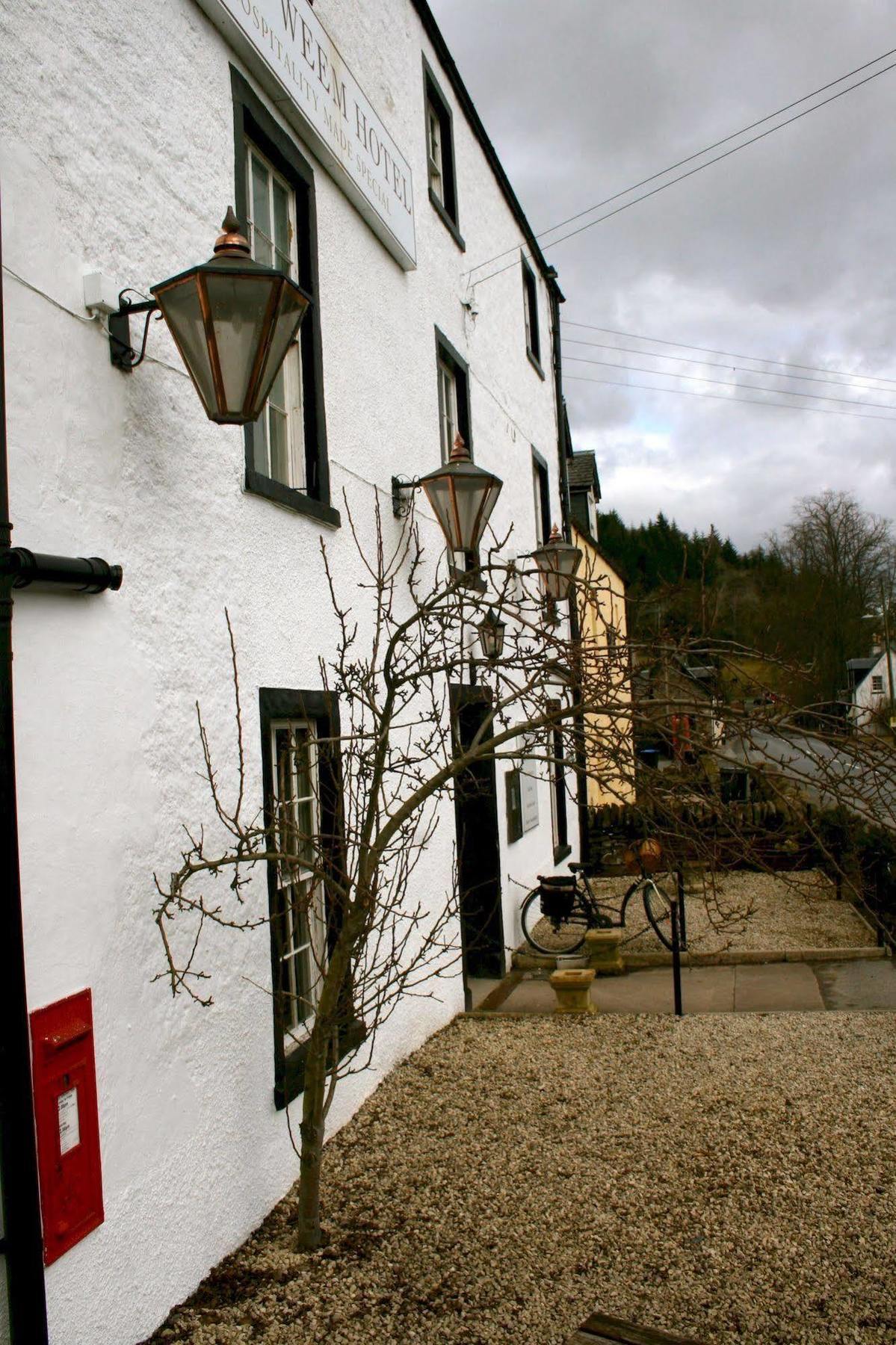 The Weem Inn Aberfeldy Buitenkant foto